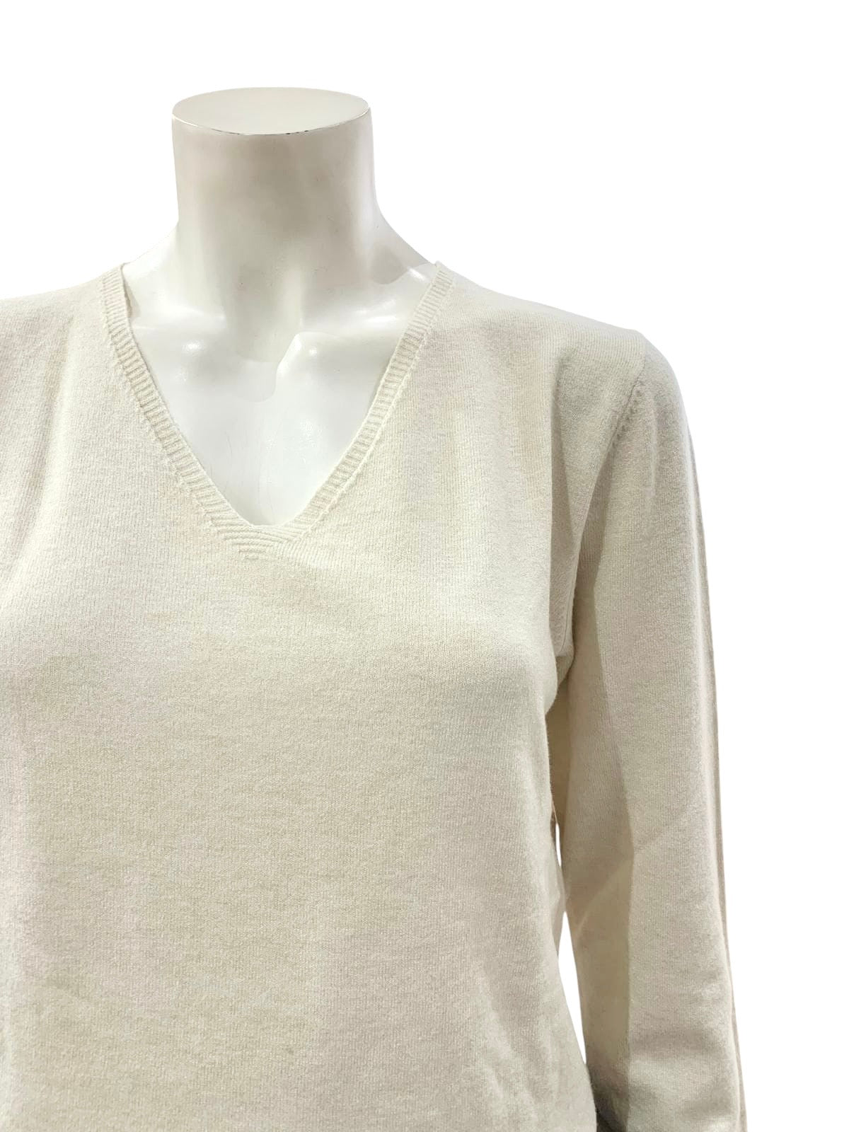 MAGLIA A “V” NATURALE