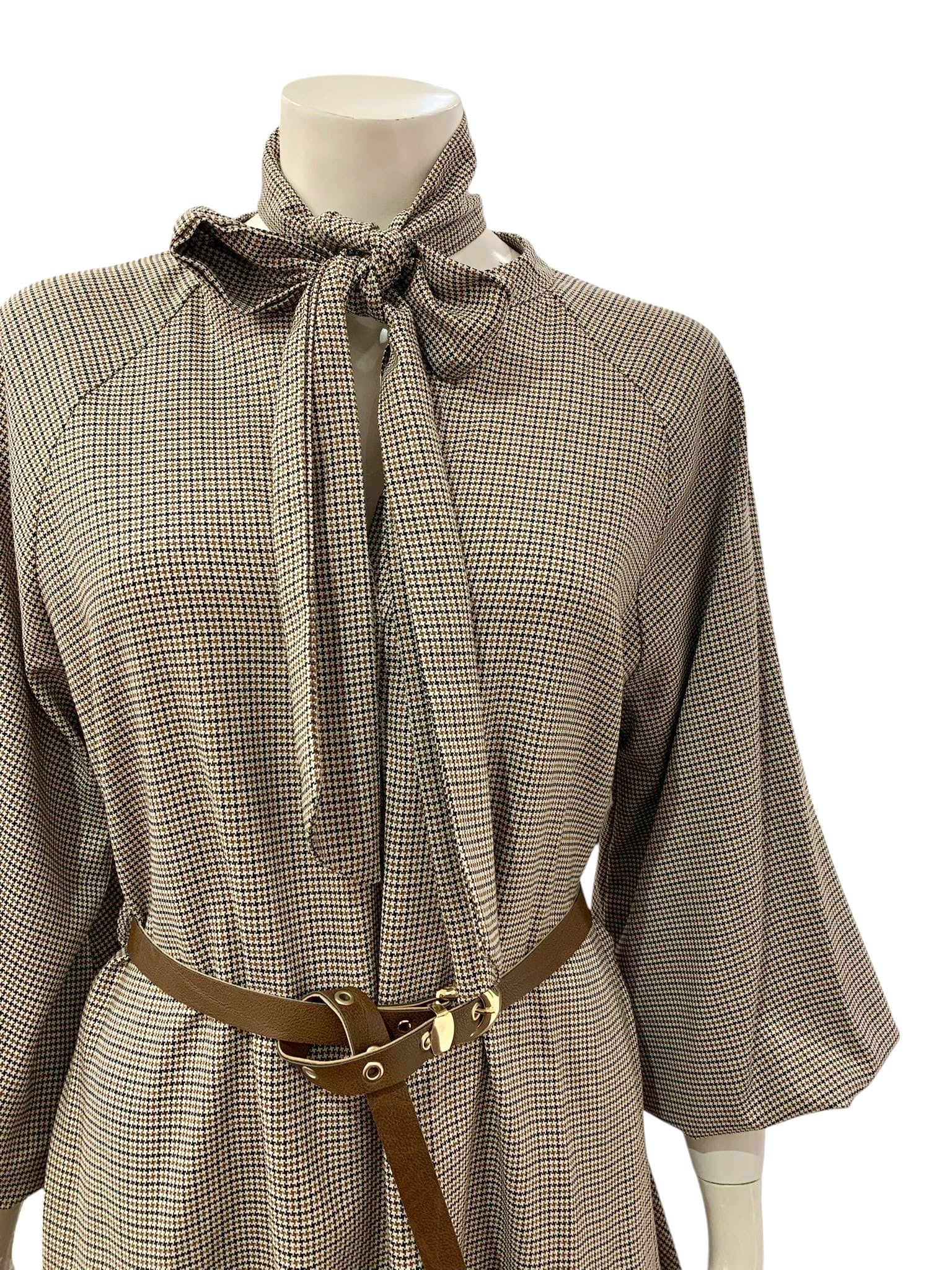 ABITO FIOCCO TABACCO