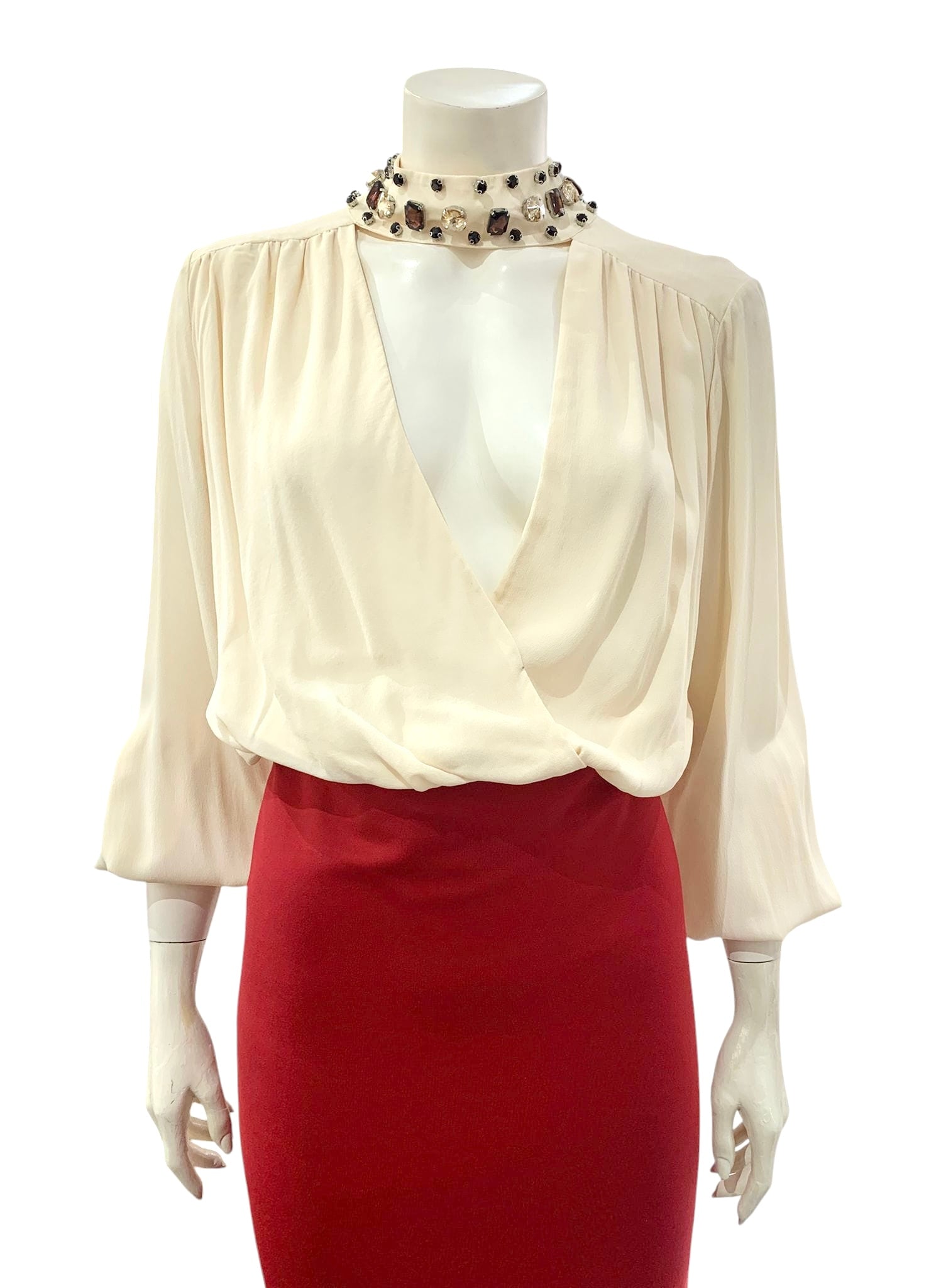 ABITO PIETRE AVORIO ROSSO