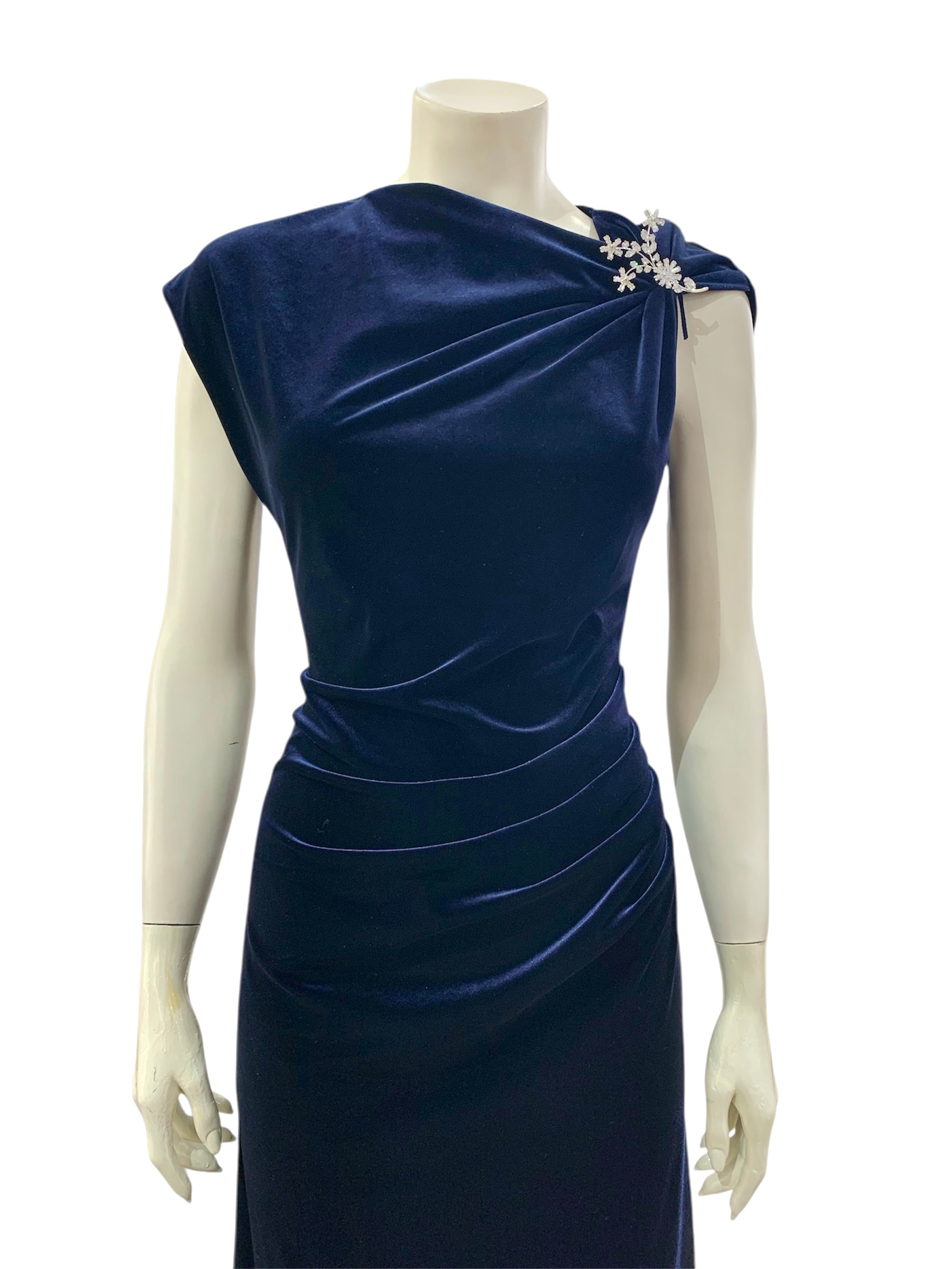 ABITO DRAPPEGGIO BLU