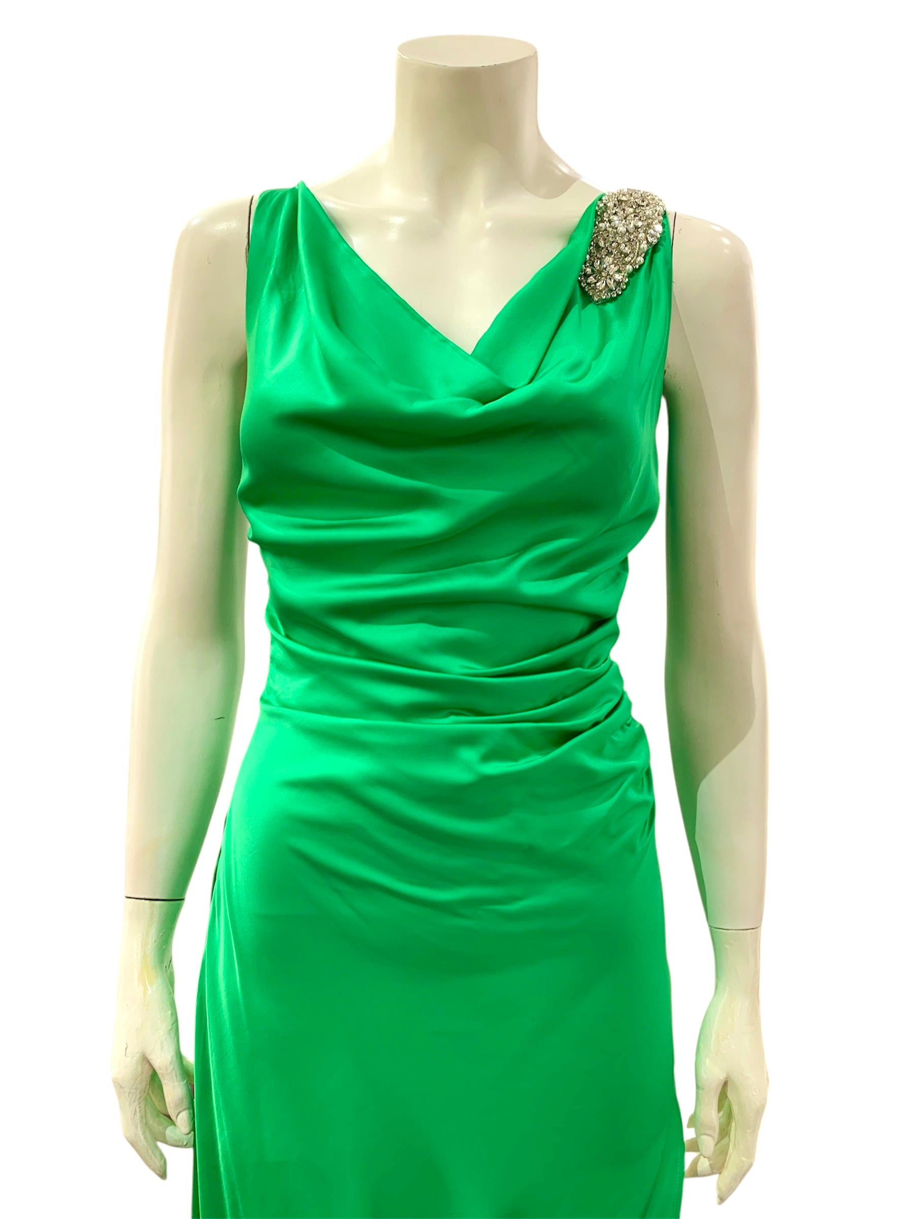 ABITO RICAMO VERDE