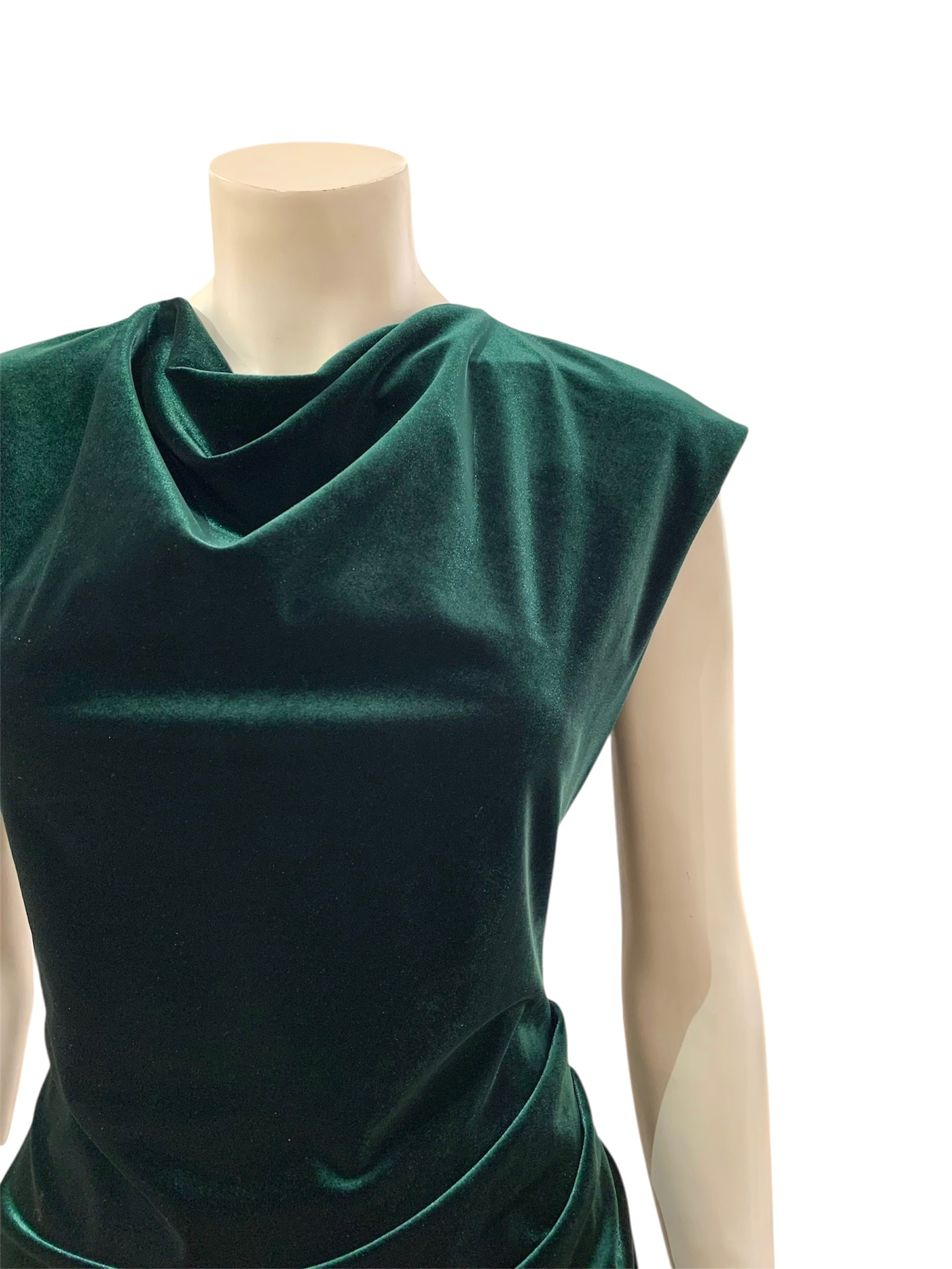 ABITO VELLUTO VERDONE