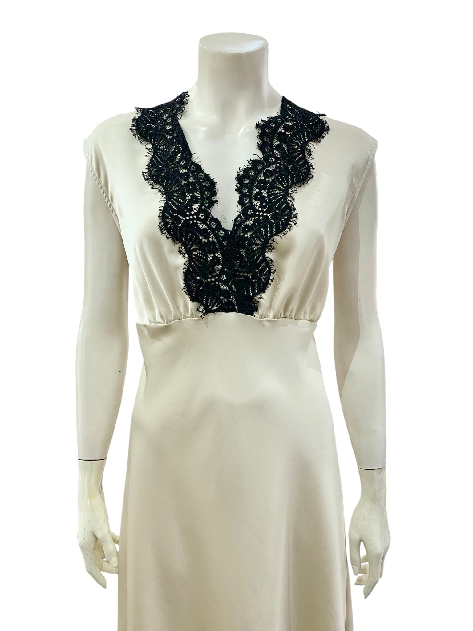 ABITO PIZZO AVORIO NERO